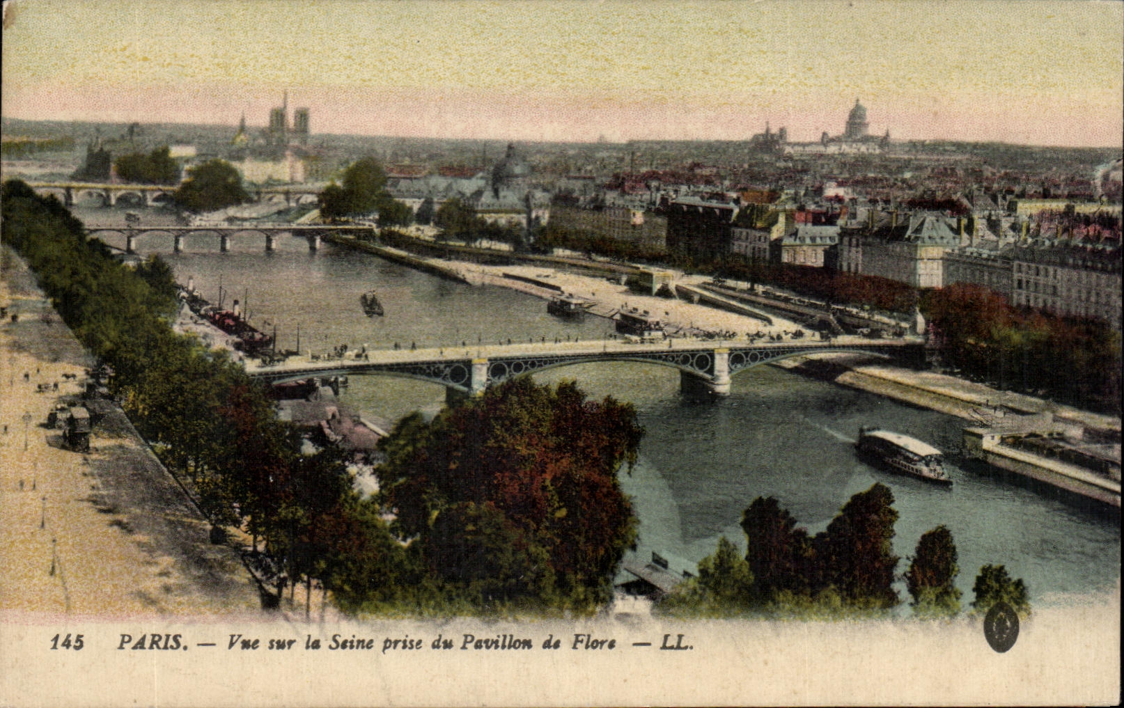 CPA Paris Vue sur la Saine prise du Pavillon de Flore