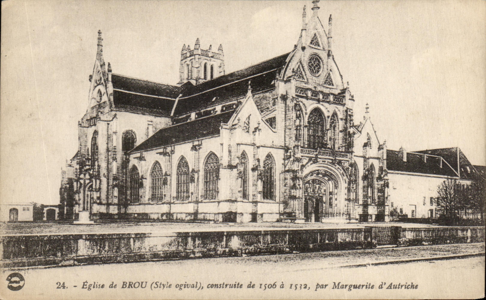 Église de BROU (Style ogival) — construite de 1506 à 1532, par Marguerite d'Autriche