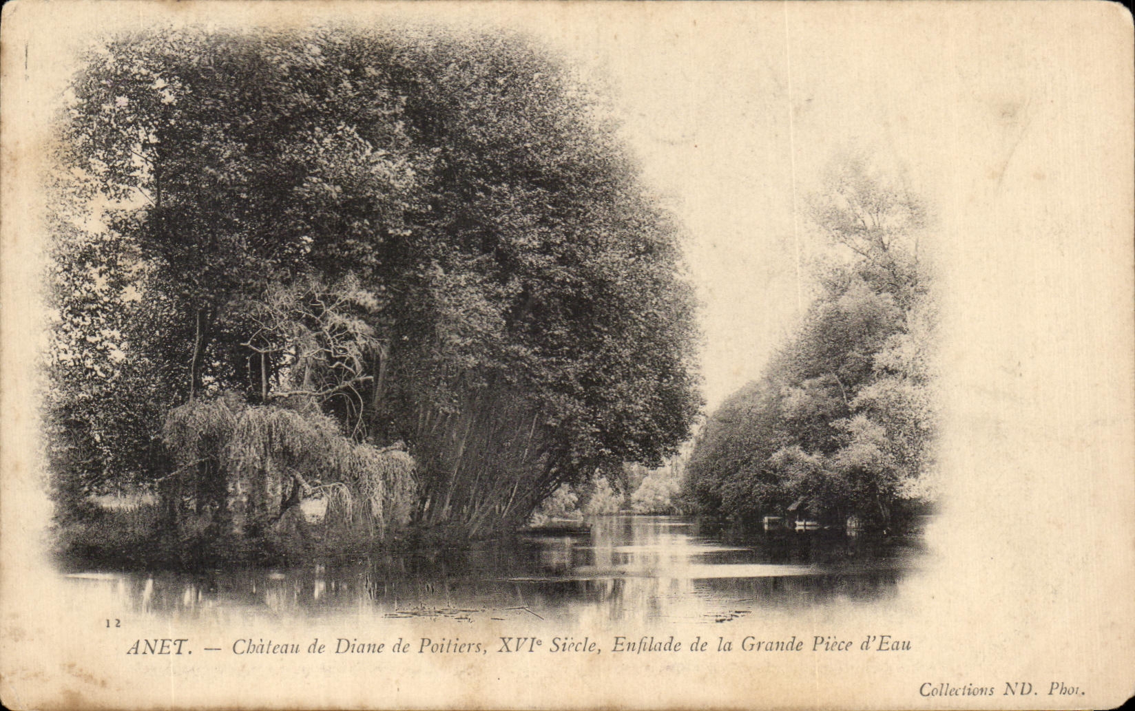 Anet — Château de Diane de Poitiers, XVIe Siècle, Enfilade de la Grande Pièce d'Eau — Collections ND. Phot.
