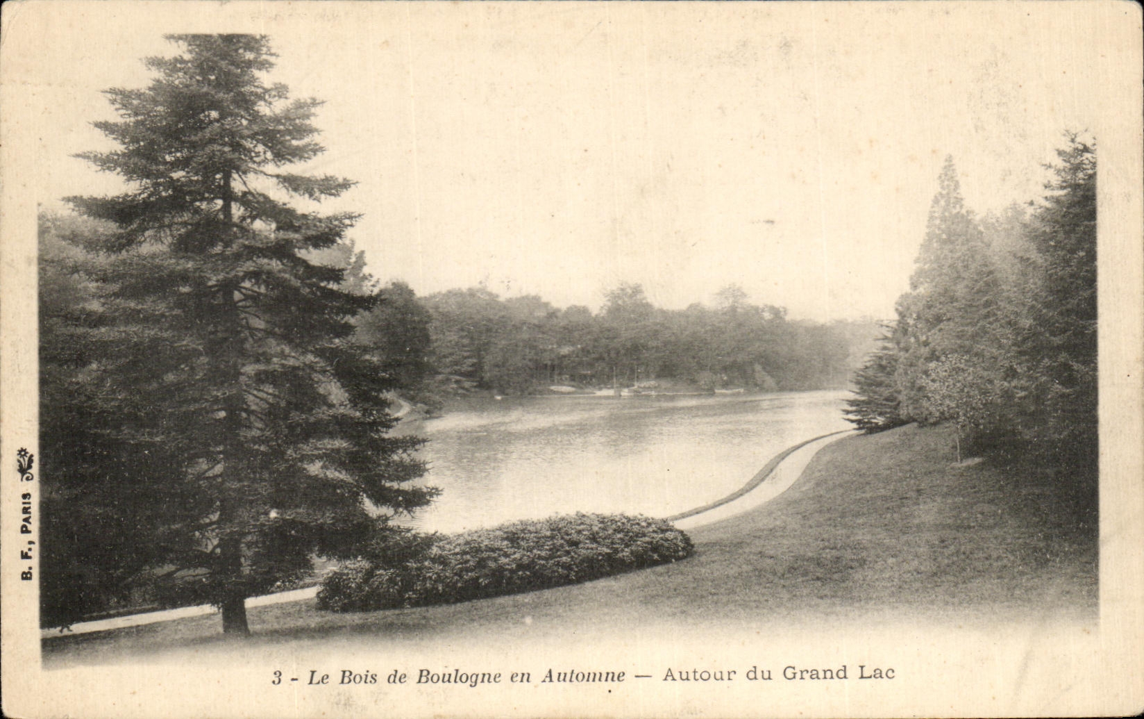 CPA Paris Le Bois de Boulogne en Automne Autour du Grand Lac