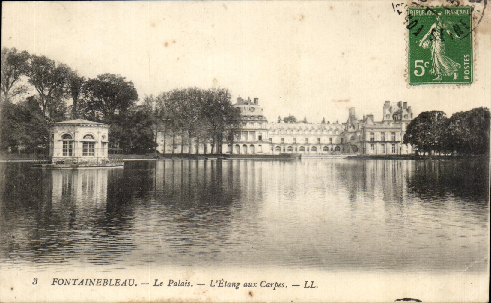 Fontainebleau — El Palacio — L’Étang aux Carpes — LL.