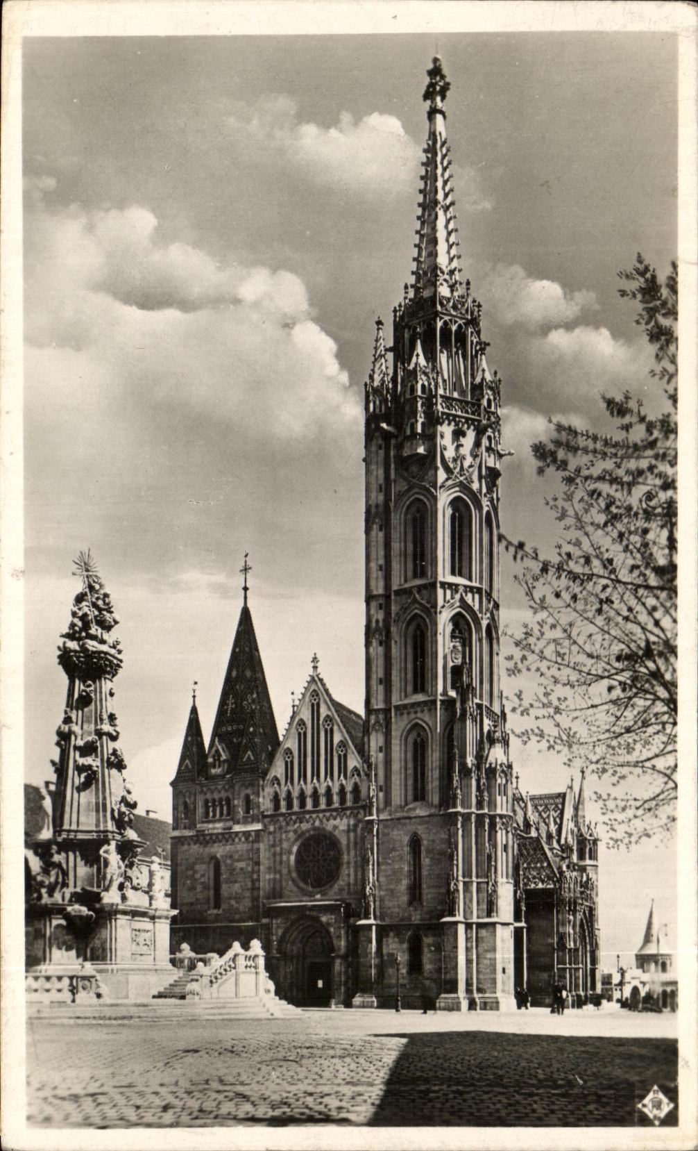 Église du couronnement — Budapest — Magyar Röntophot r. t. Budapest