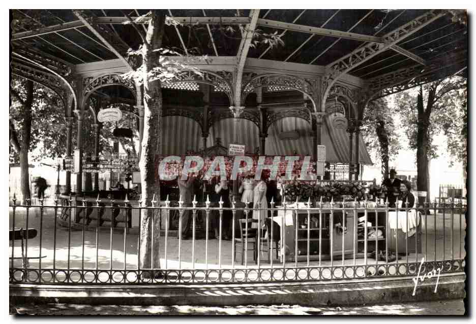 CPA Vichy Source de l Hospital