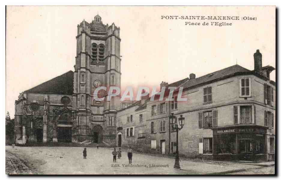 CPA Pont Sainte Maxence PLace de I Eglise Boulangerie