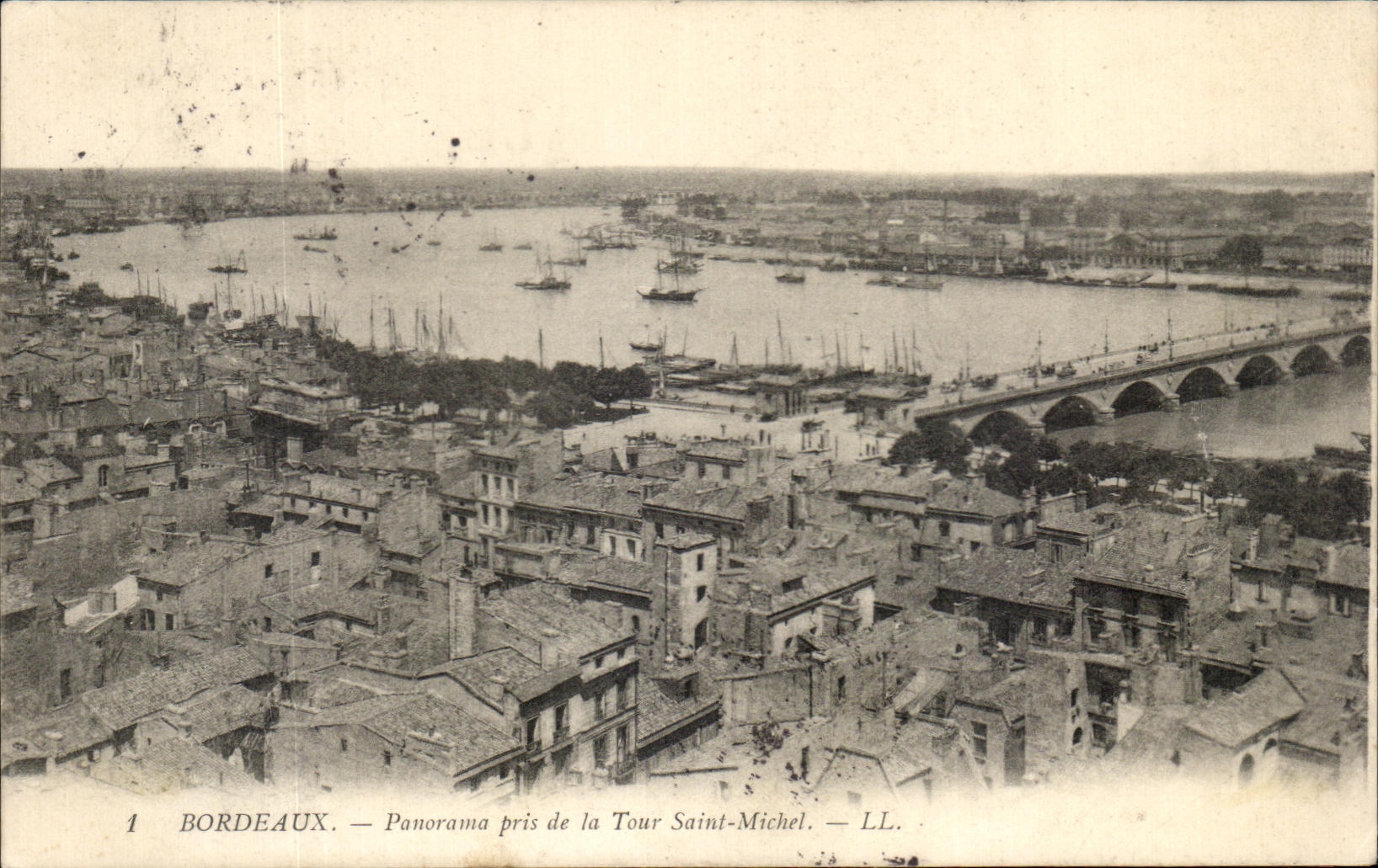 Bordeaux — Panorama vom Tour Saint-Michel — LL.