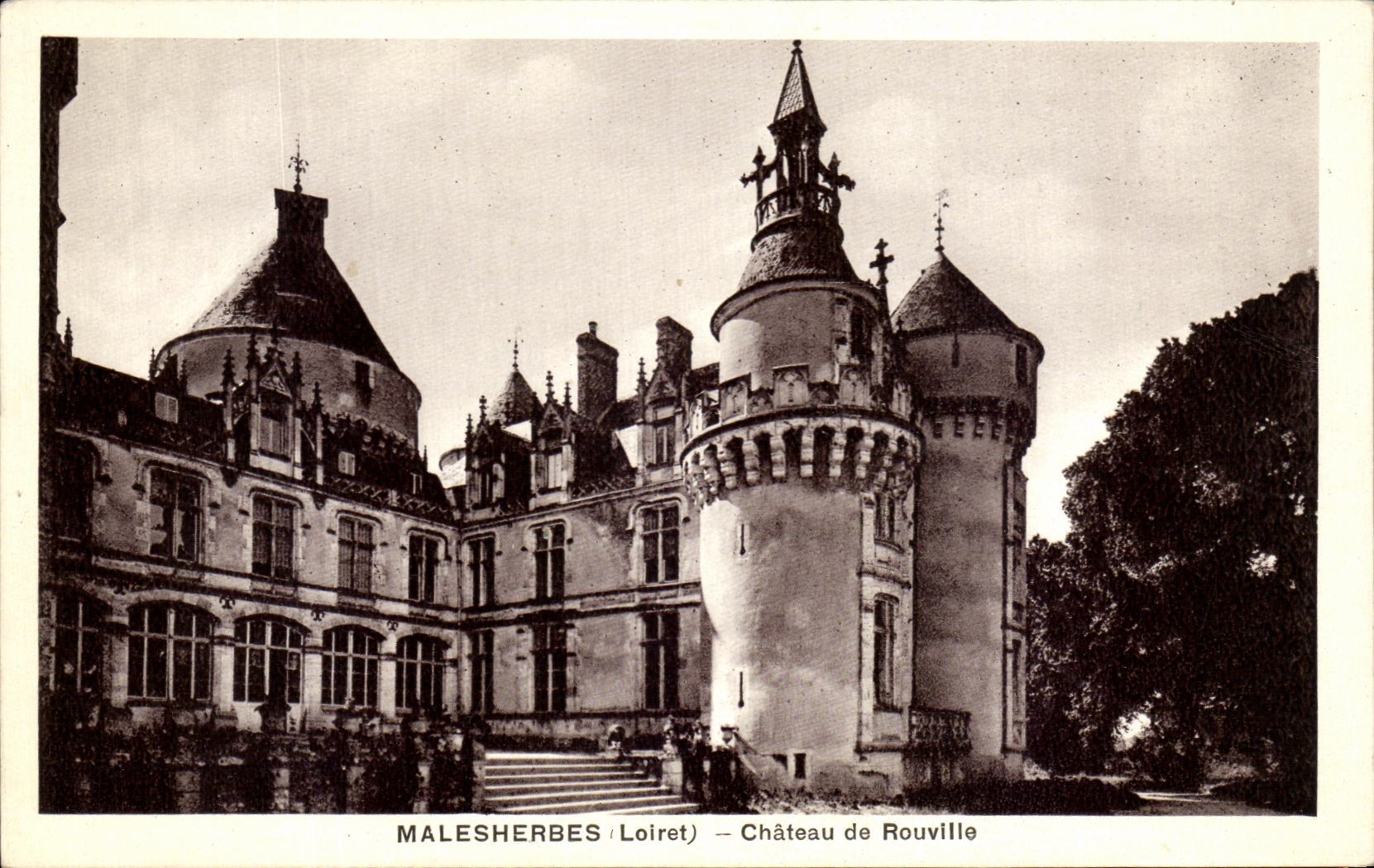 CPA Malesherbes Chateau de Rouville
