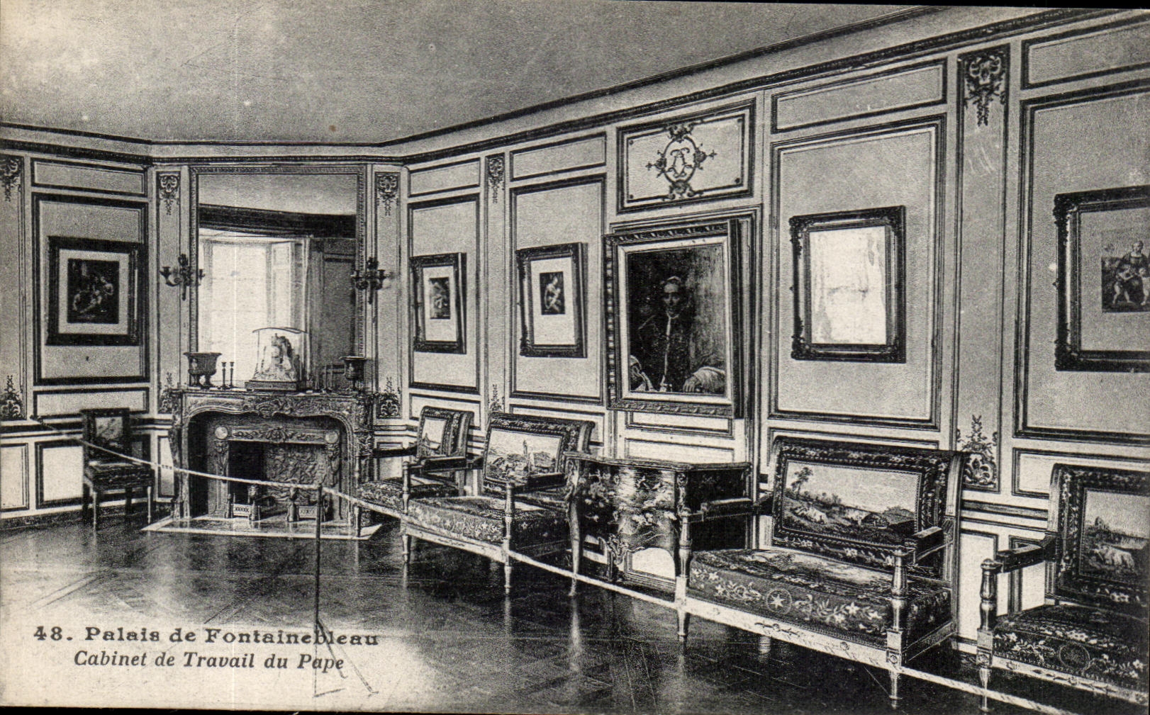 Palazzo di Fontainebleau — Studio del Papa — n°48
