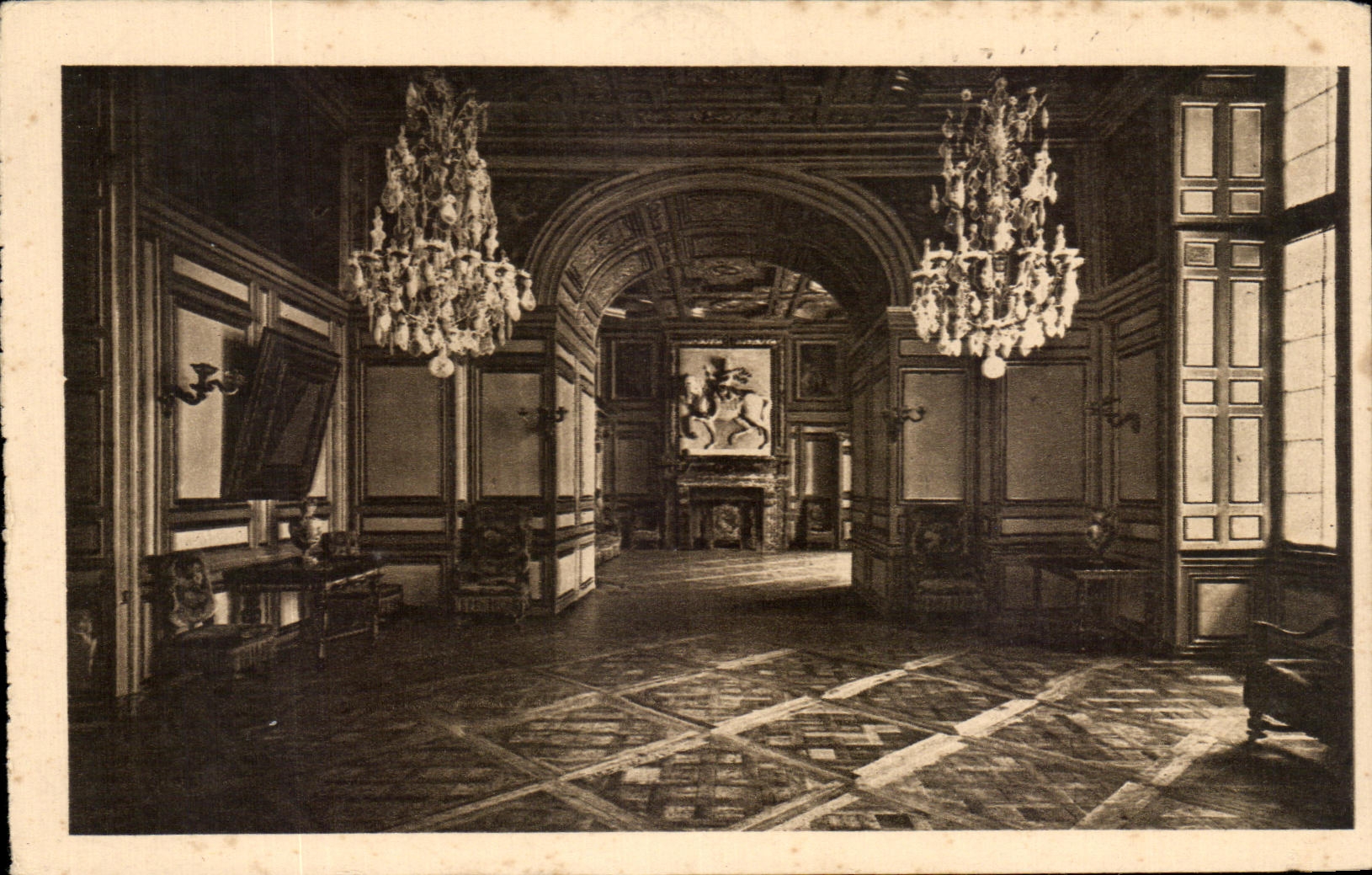 Palacio de Fontainebleau — Salón de San Luis — Museos de Francia