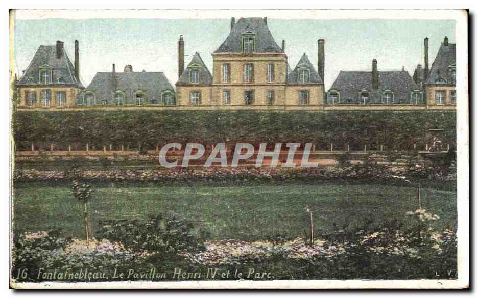 Fontainebleau. Il Pavillon Henri IV e il Parco — n°16 — editore L.V.