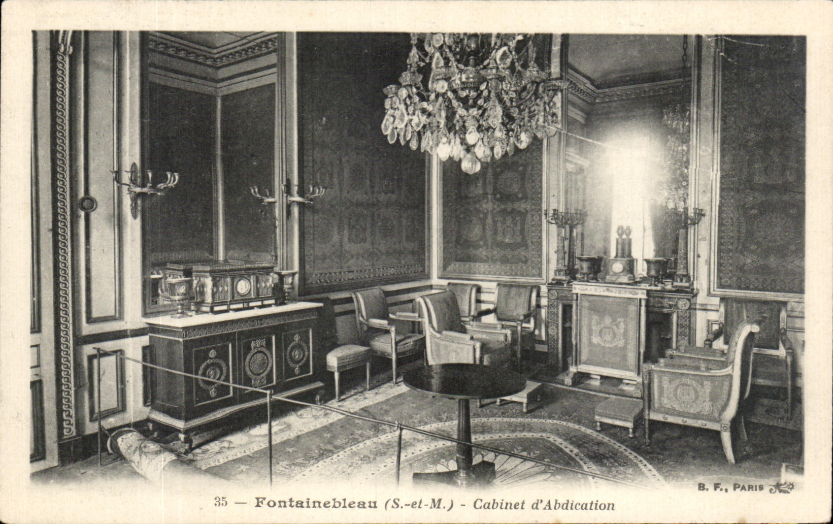 Fontainebleau (S.-et-M.) — Gabinete de Abdicación — B. F., París
