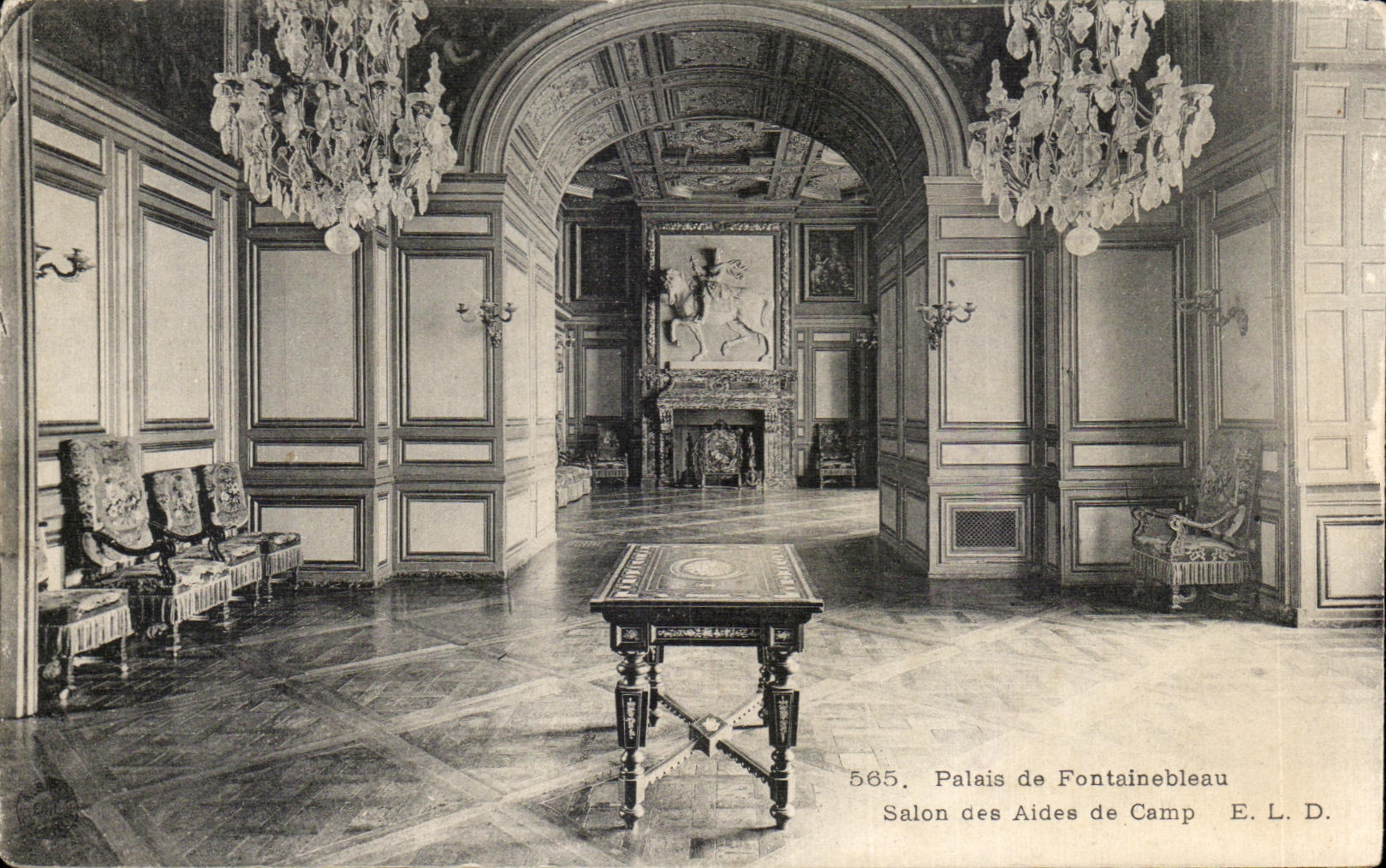 Palais de Fontainebleau — Salon des Aides de Camp — E. L. D. n° 565