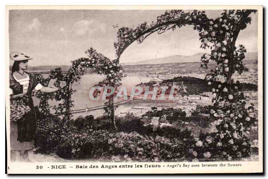 CPA Nice Baie des Anges entre les fleurs Angels Bay seen Between the Folklore Costule