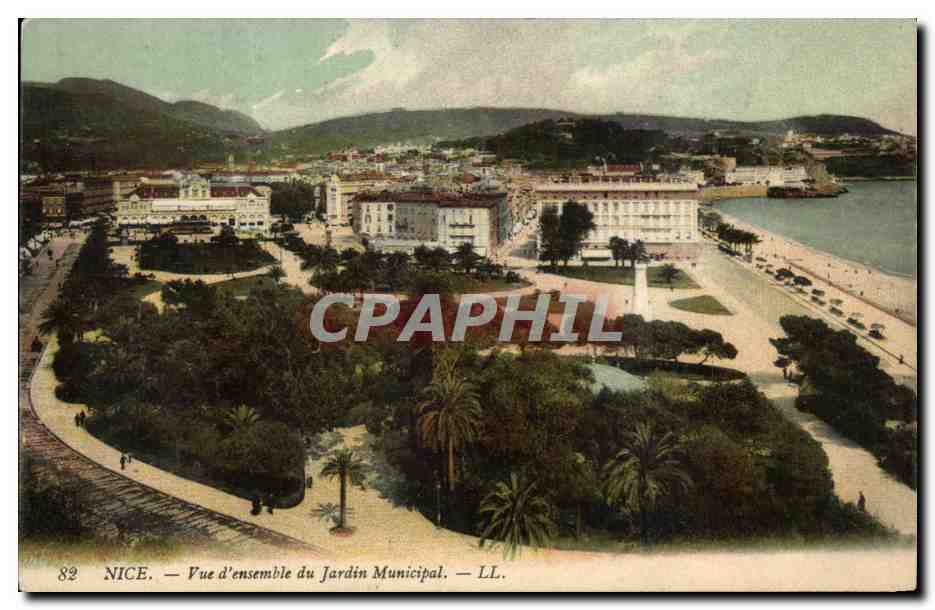 CPA Nice Vue d ensemble du Jardin Munipal