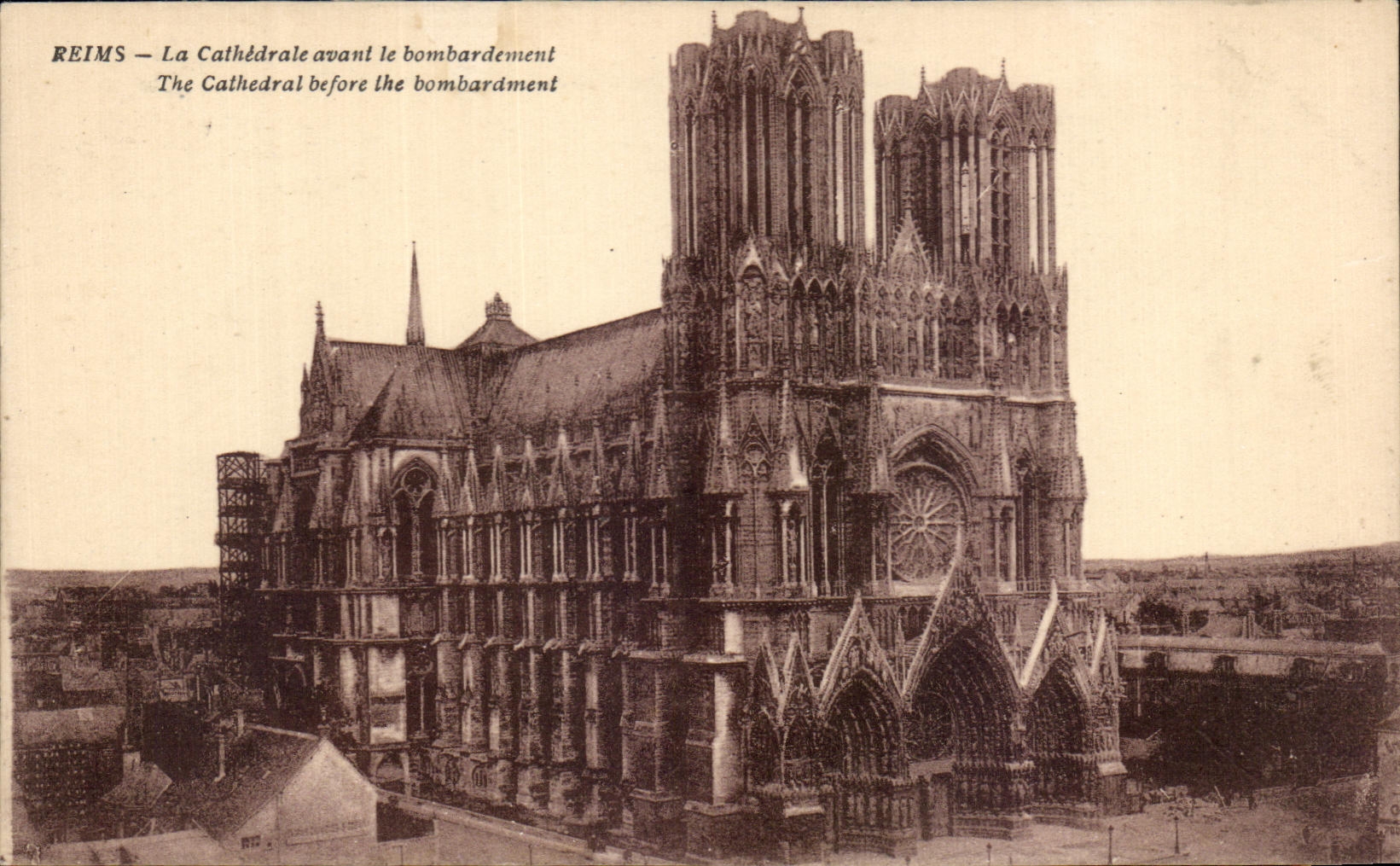 CPA Reims La Cathedrale avant le bombardement The cathedrale before the Bombardment