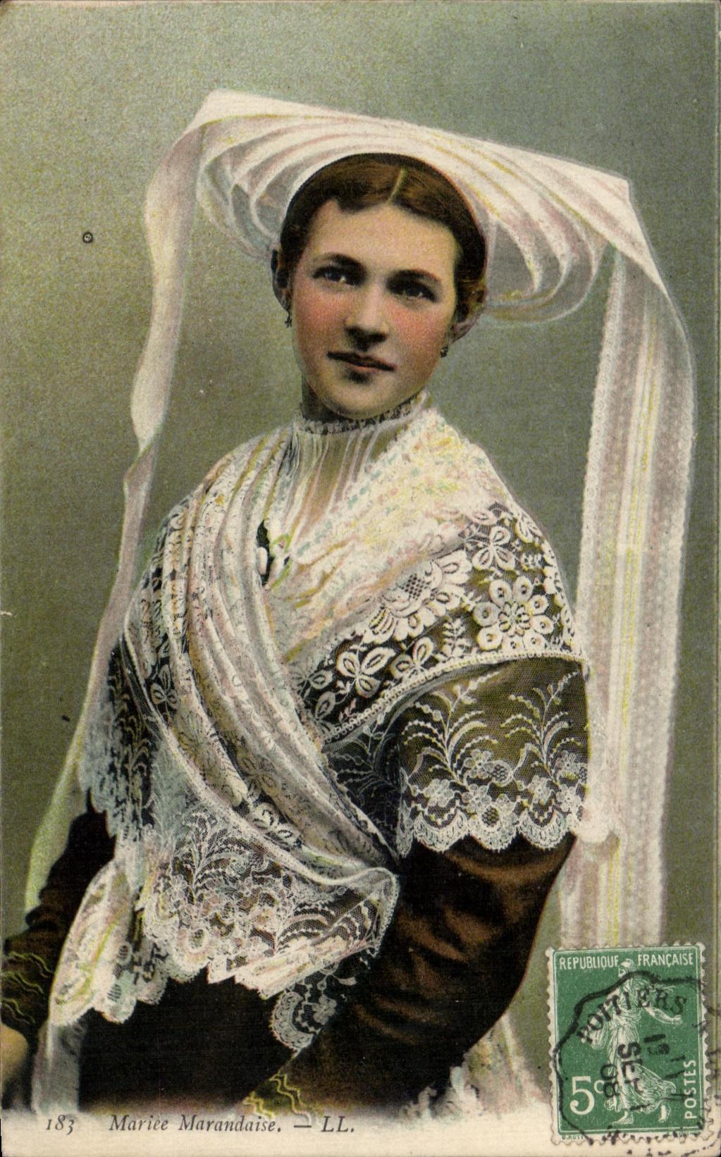 CPA Mariee Marandaise Folklore Costume