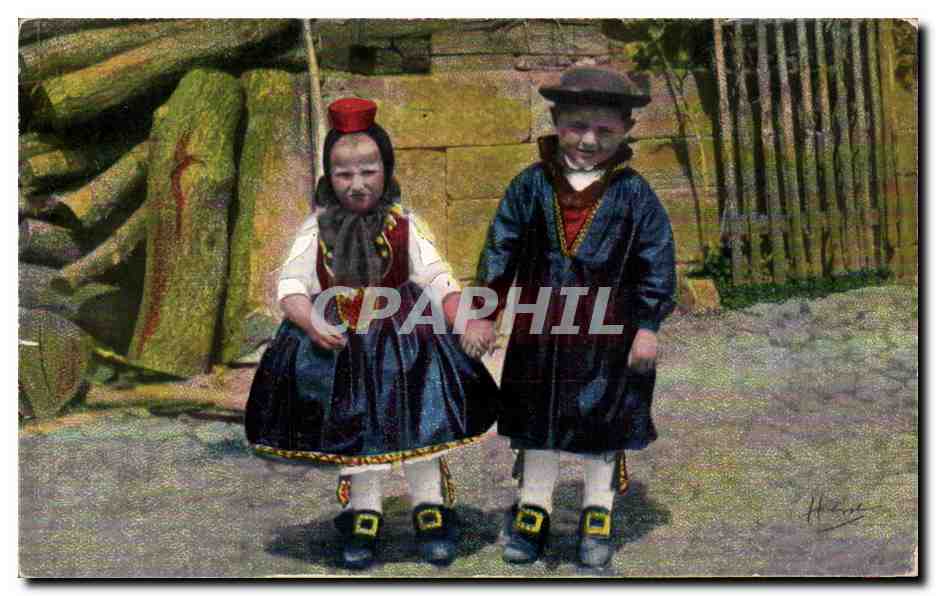 CPA Hessische Trachten Schwalmer Kinder Das jungste Libesparchen Folklore Costume Enfants
