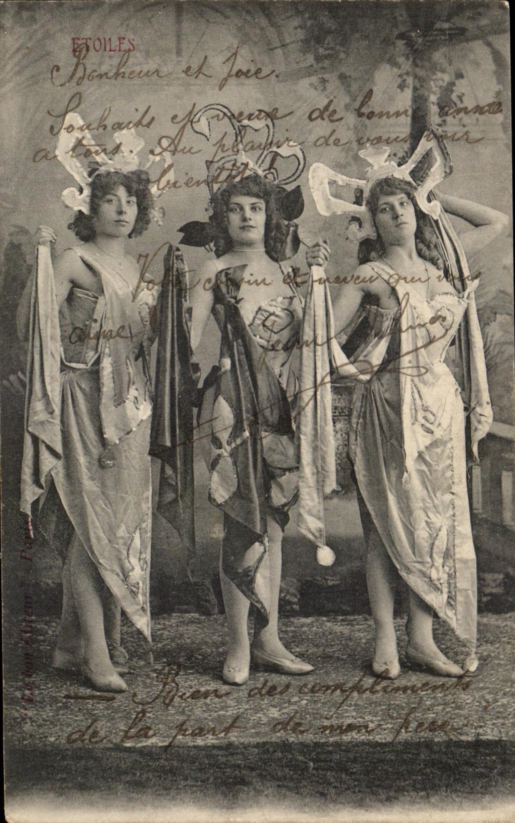 Trois danseuses en costume de scène — Étoiles — Éditions E. Bonnet, Paris