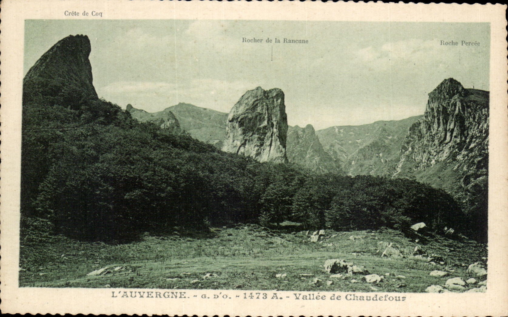 CPA Crete de coq Rocher de la rancune L Auvergne Vallee de Chaudefour