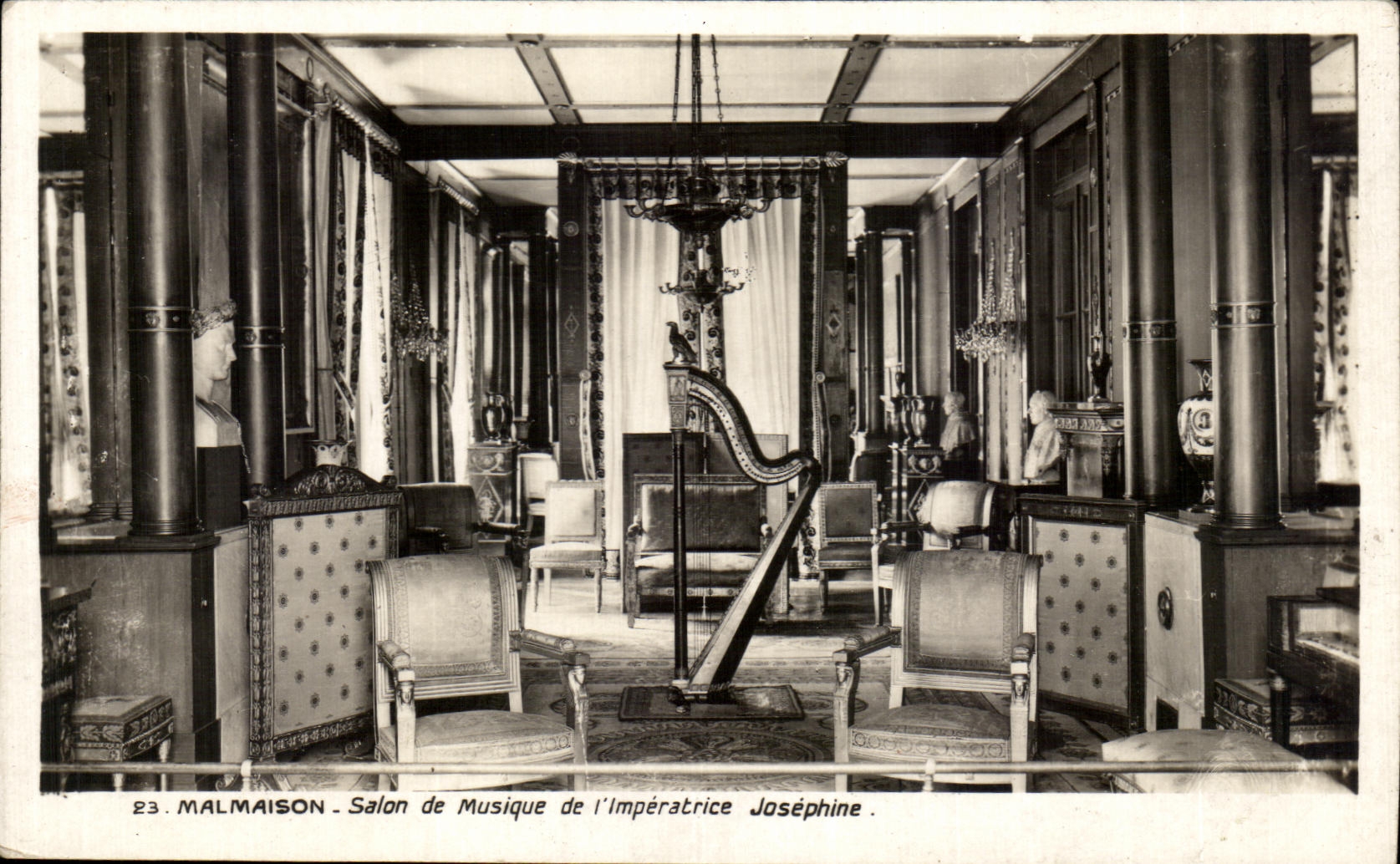CPA Malmaison Salon de Musique de l Imperatrice Josephine Harpe