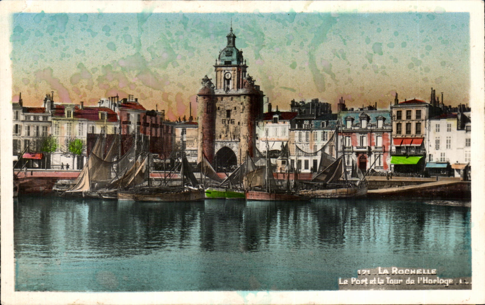 La Rochelle — Le Port et la Tour de l'Horloge — éditeur La Rochelle, n° 121