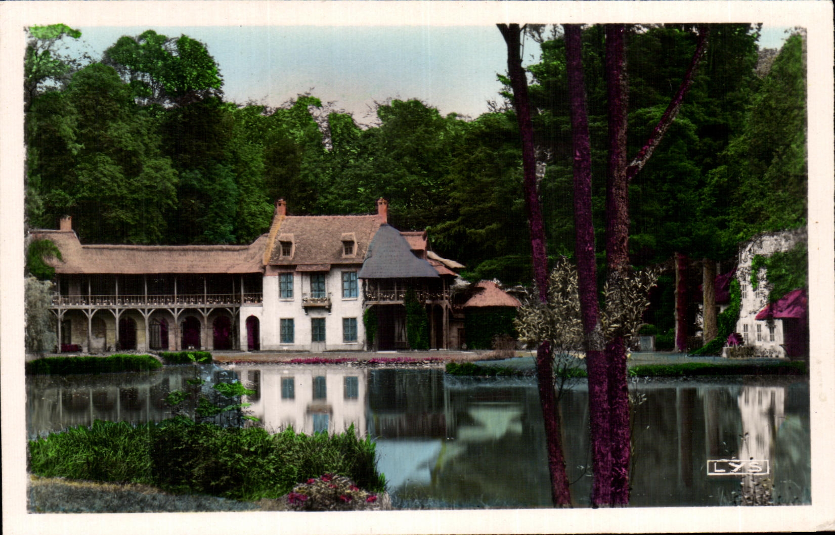 Hameau de Trianon — La Maison de la Reine et le Moulin — Editions d'Art Versailles