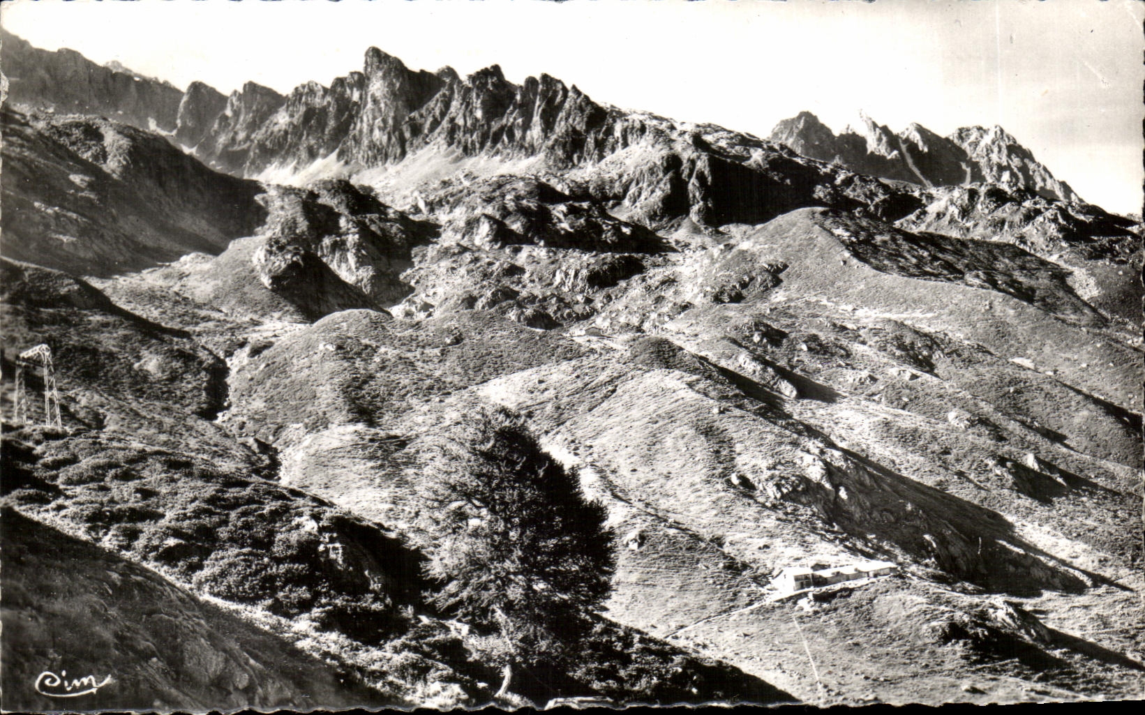Super Chamonix - La Flégère (Haute-Savoie) — Panorama du Chalet sur la Vacherie, le Belvédère et les Crochues — Photographie Véritable Interdite