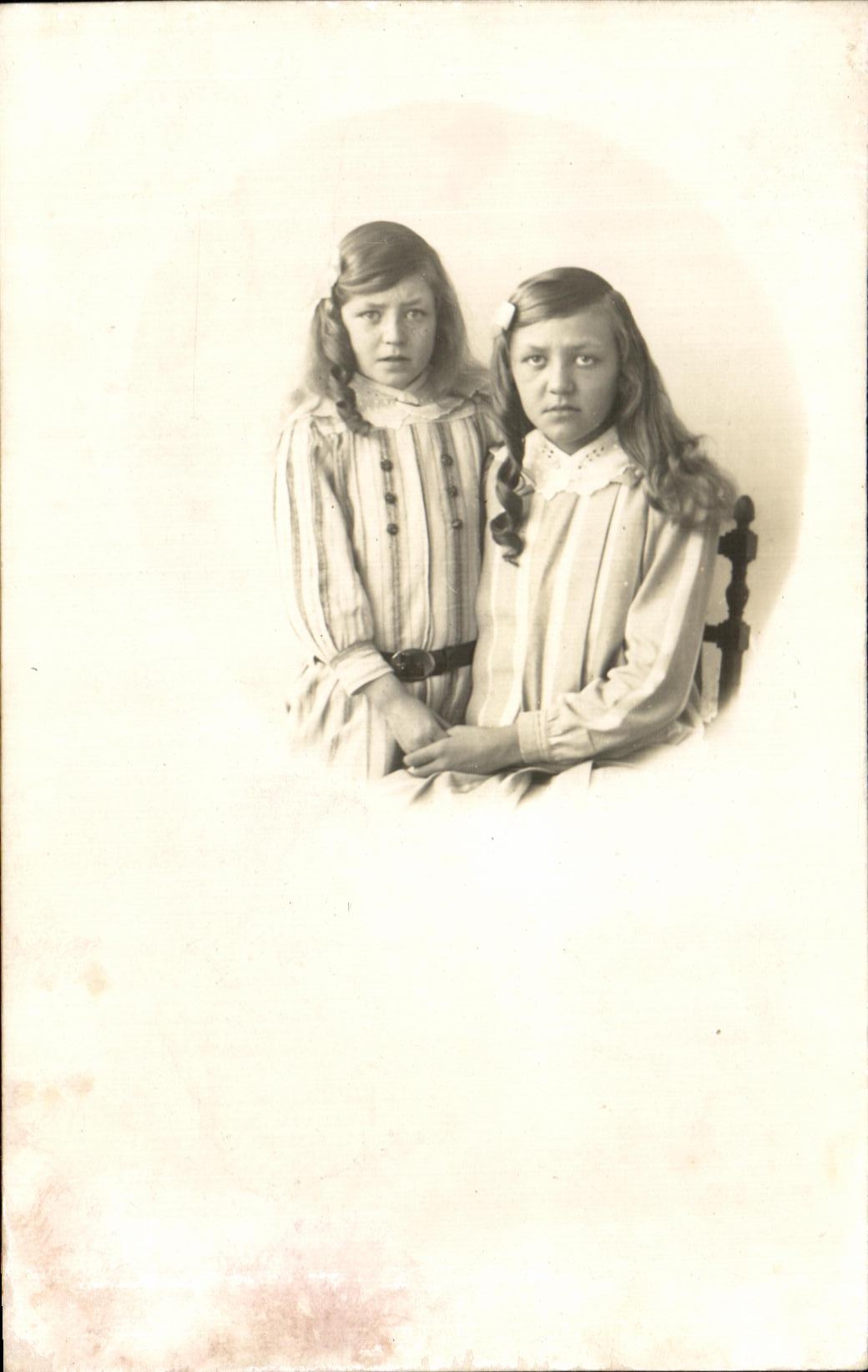 CARTE PHOTO Enfants Jeunes filles