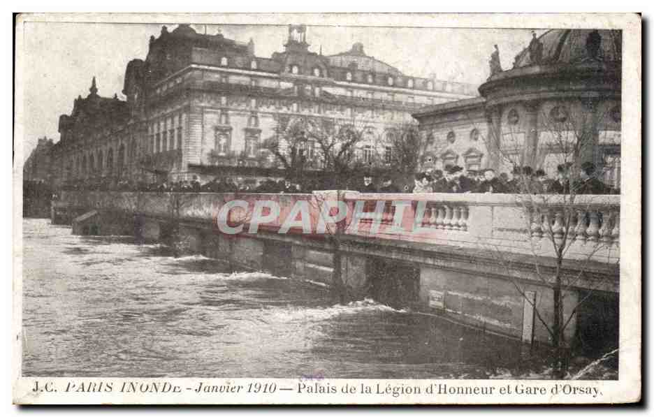 CPA Paris Inonde Janvier 1910 Palais de la Legion d Honneur et Gare d Orsay