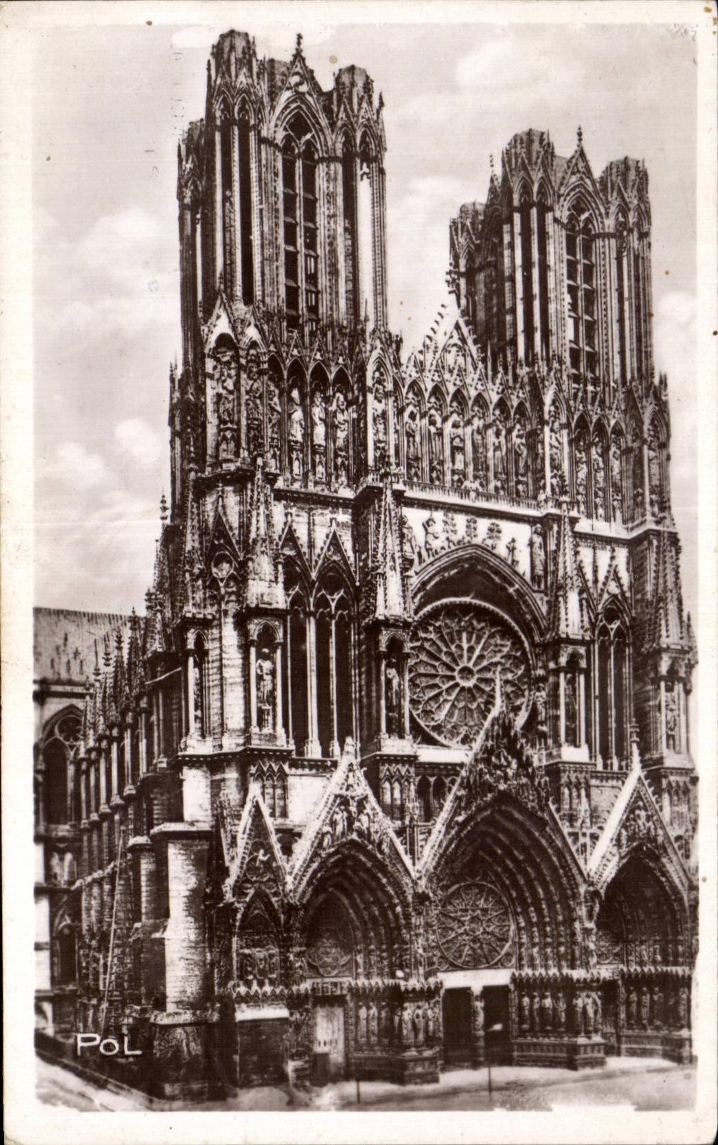 Reims — La Cathédrale — éditeur Jacques Féville, Reims