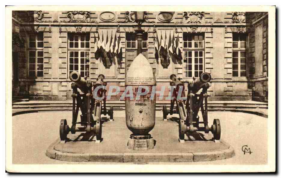 Verdun - L'Hôtel de Ville (1623) — Musée de guerre et Salle d'Honneur — Édition Photo Verdun