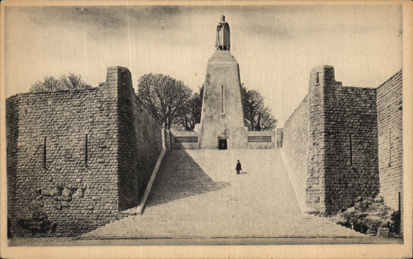 Monument à la Victoire et aux Soldats de Verdun — Édition Verdun