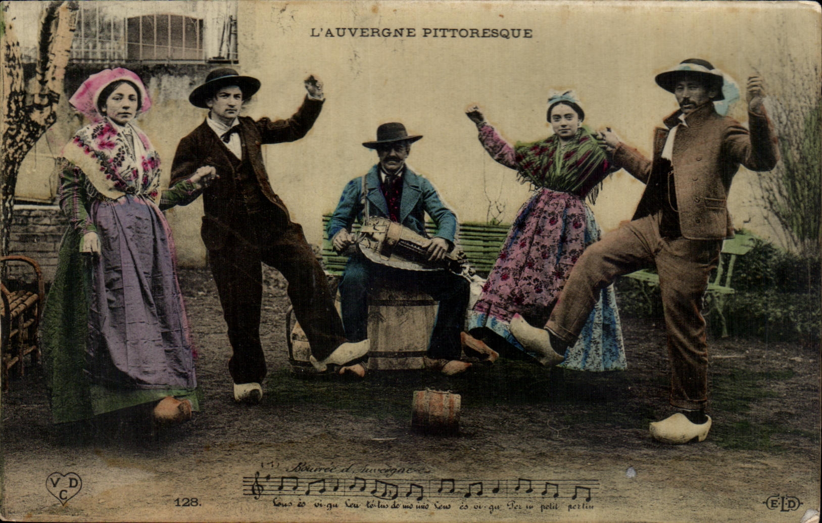 L'Auvergne pittoresque — Danse et musique traditionnelle — V.D. n°128