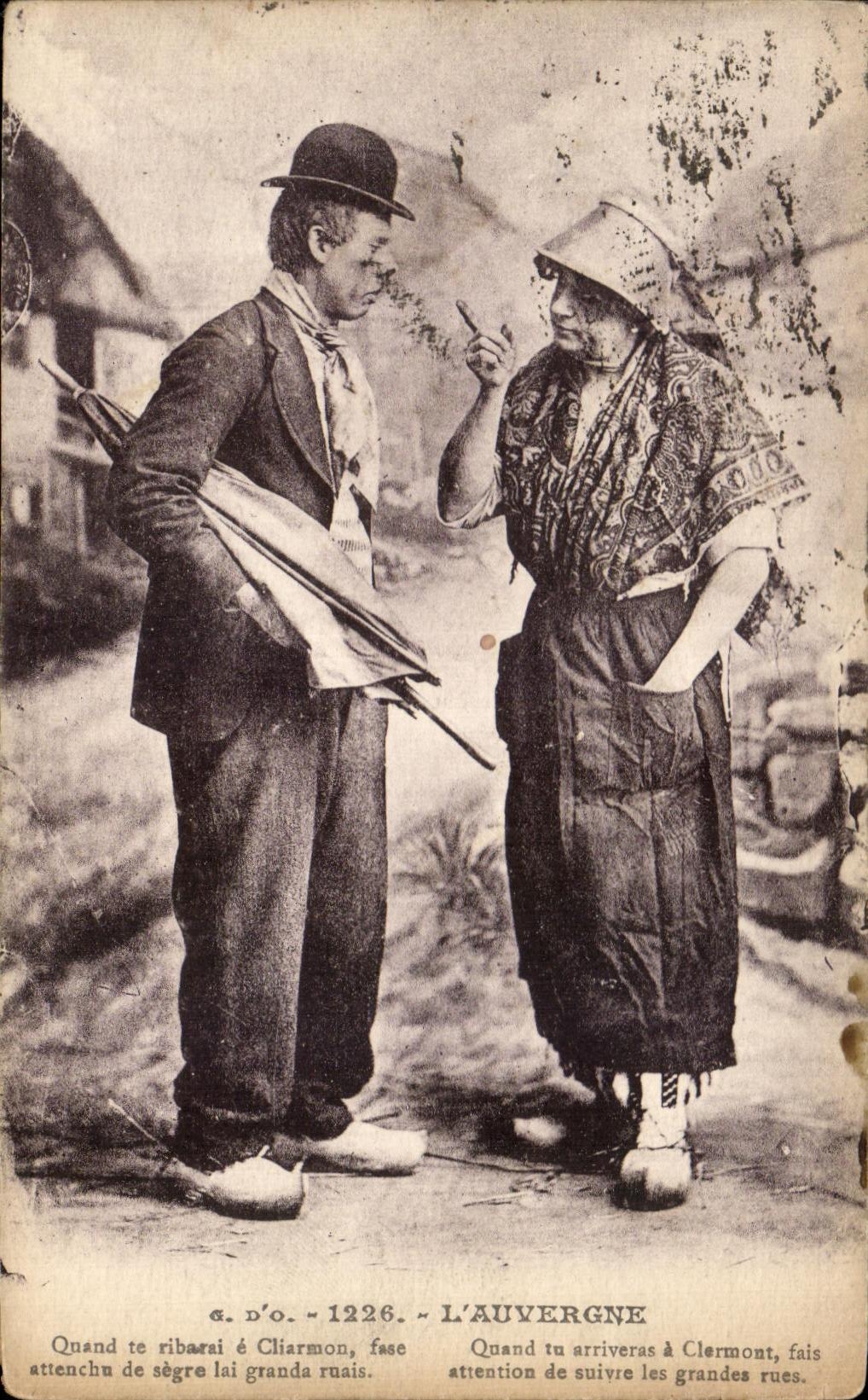 L'Auvergne — scène de rue avec couple — a.d'o. n°1226