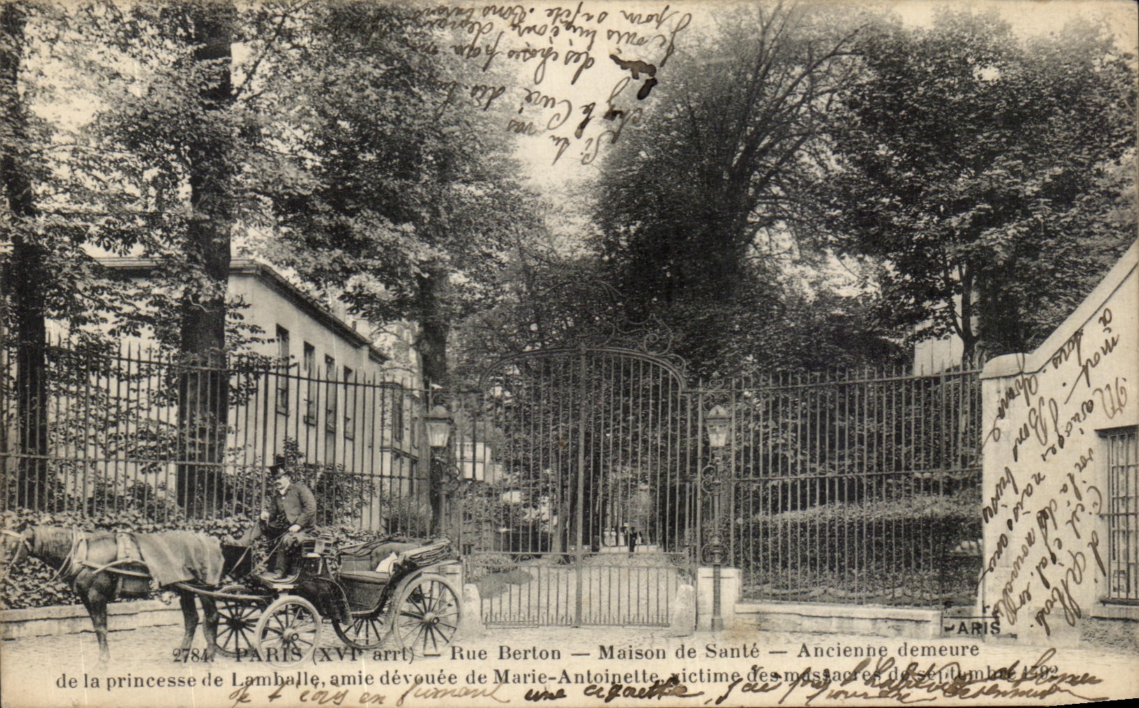 Paris (XVIe arrt) — Rue Berton — Maison de Santé — Ancienne demeure de la princesse de Lamballe, amie dévouée de Marie-Antoinette, victime des massacres de septembre 1792