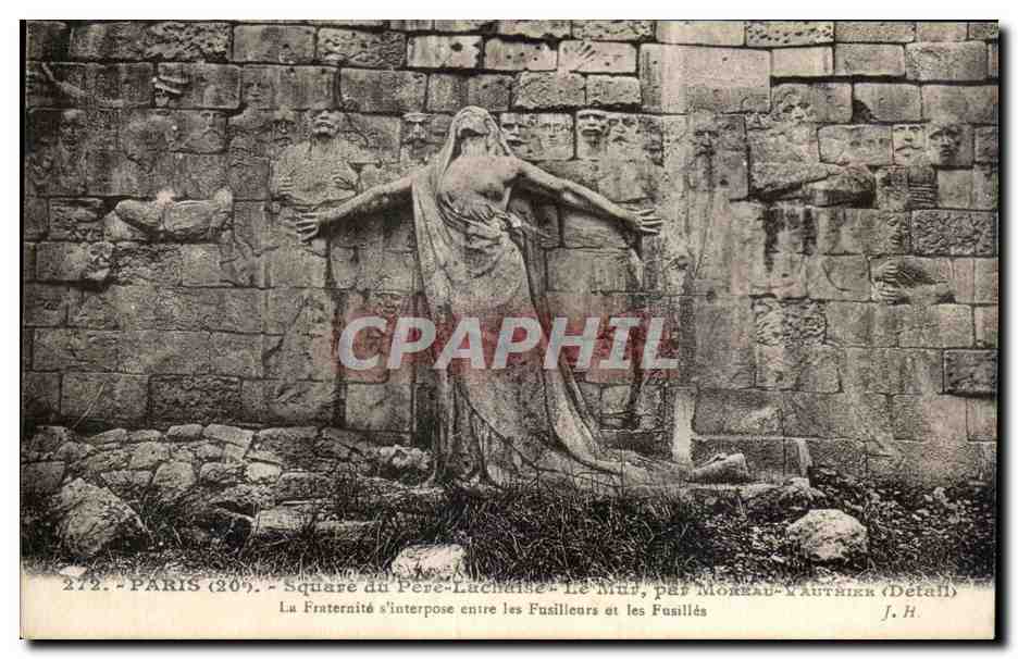 CPA Paris Square du Pere Lachaise Le Mur Par Moreau Vauthier Cimetiere