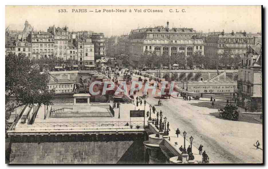 CPA Paris Le Pont Neuf a Vol d Oiseau