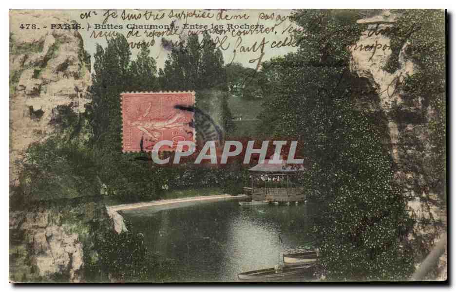 CPA Paris Buttes Chaumont Entre les Rochers
