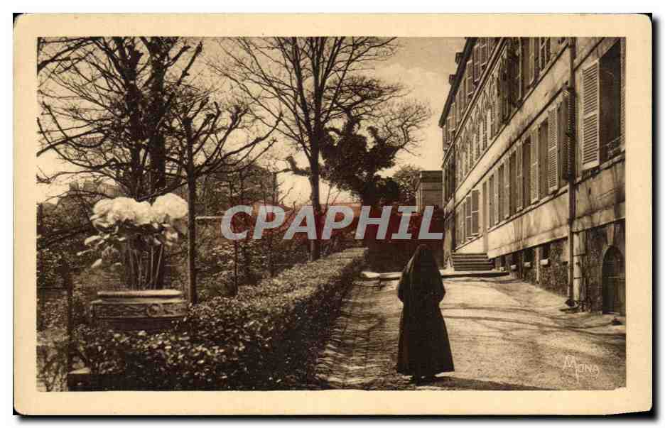 CPA 29 rue de la Sante Paris La terrasse et la maison cote sud Maison des Augustines 
