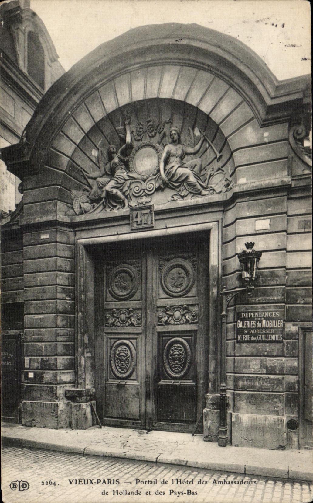 CPA Vieux Paris Portail de I Hotel des Ambassadeurs de Hollande et des Pays Bas