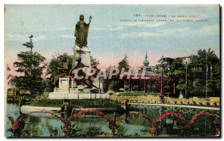 CPA Toulouse Le grand rond Statue de Clemence Izaure Ducuing