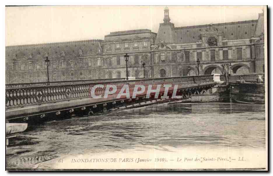 CPA Inondations de Paris Le Pont des Saint Peres