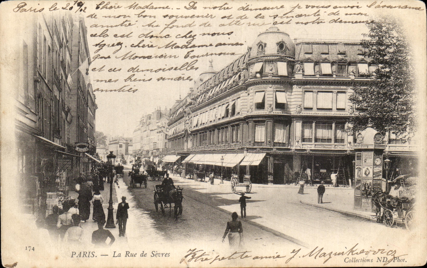 CPA Paris La Rue de Sevres