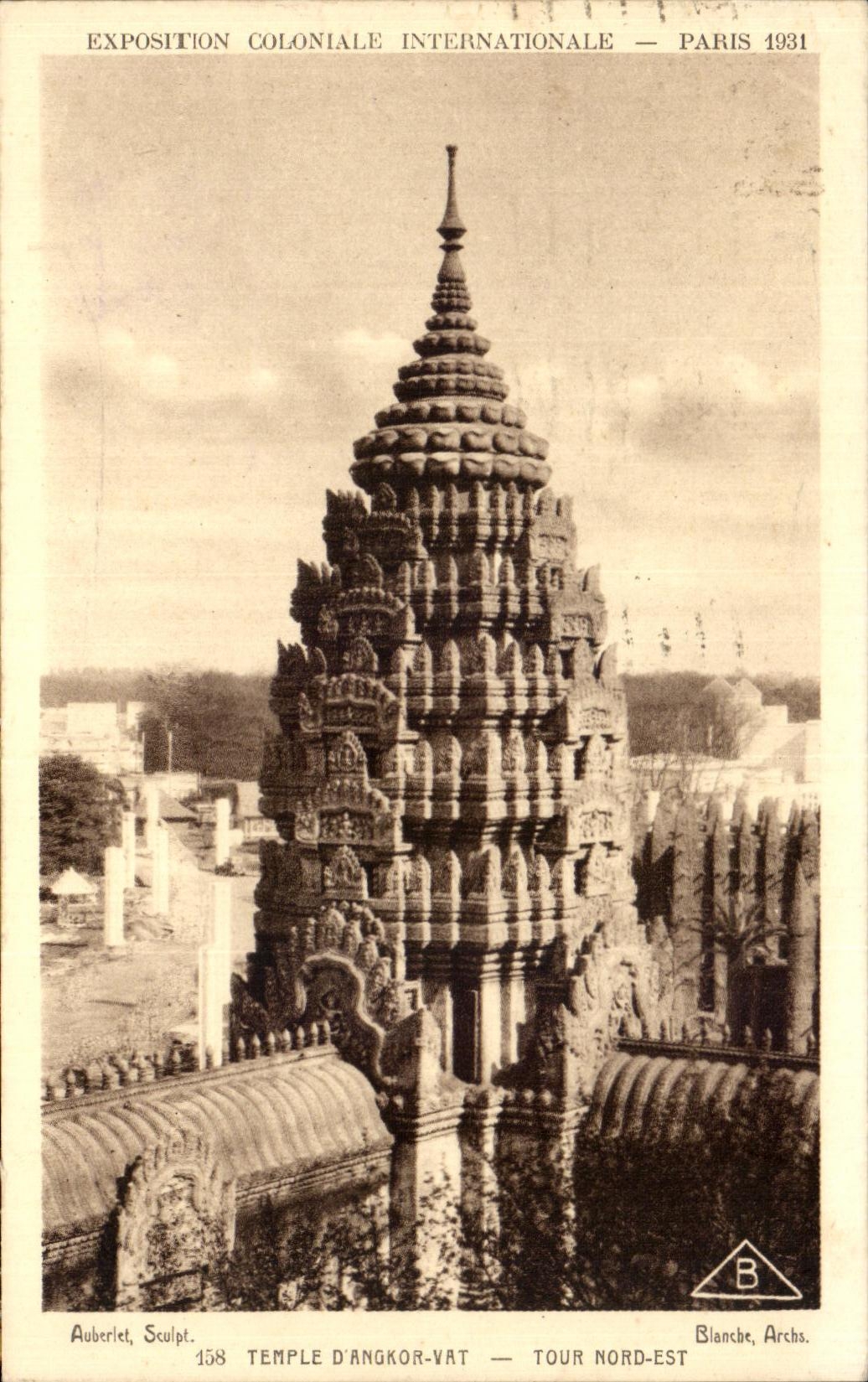 Temple d'Angkor-Vat — Tour Nord-Est — Exposition Coloniale Internationale — Paris 1931 — Auberlet, Sculpt. — Blanche, Archs.