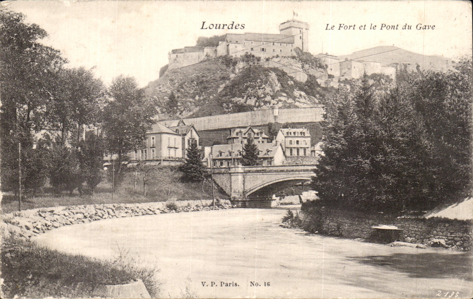 CPA Lourdes Le Fort et le Pont du Gave Paris 