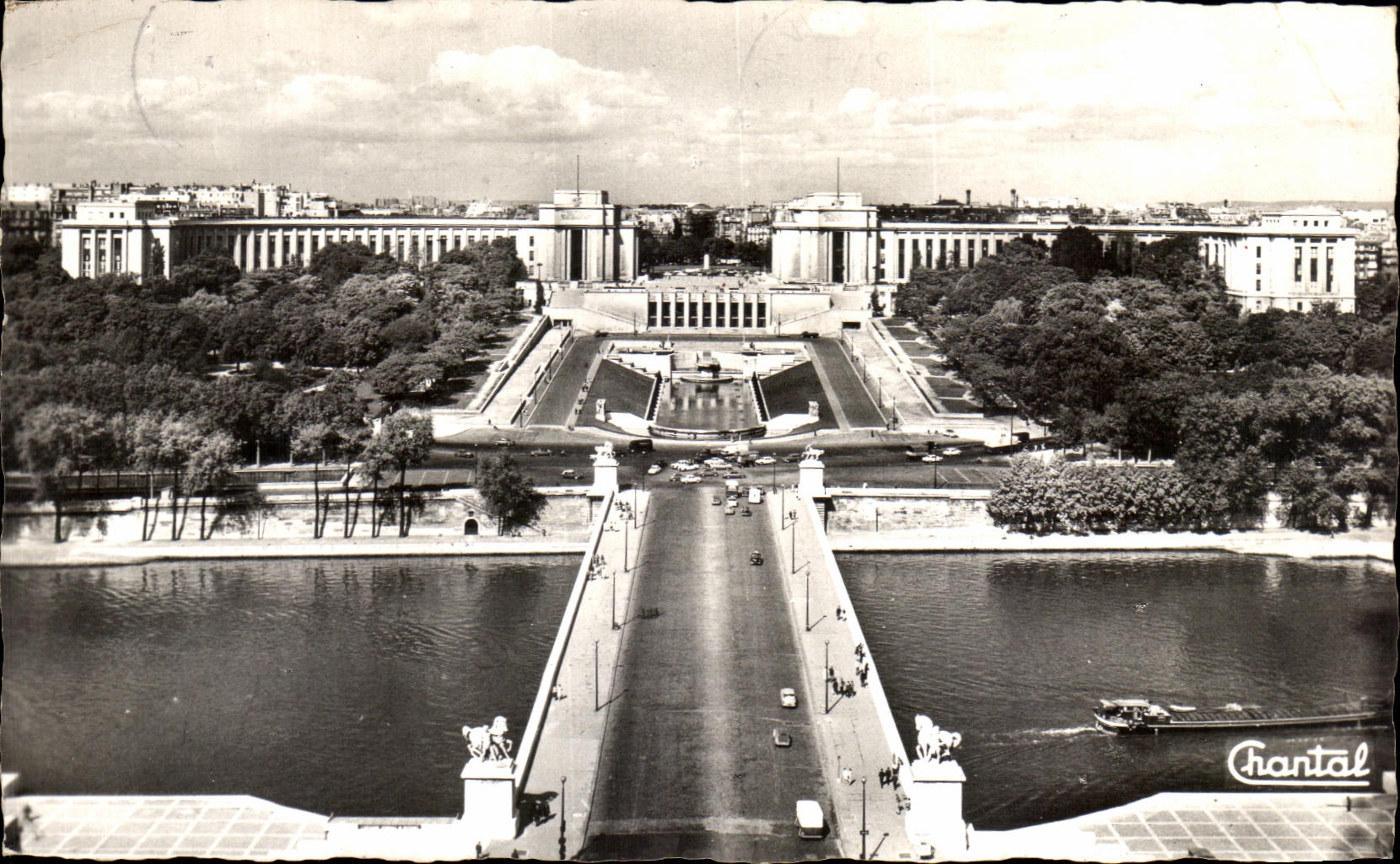 CPA Paris Le Palais de Chailiot et ses Jardins
