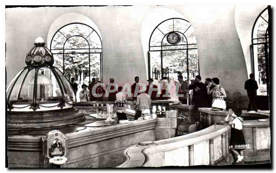 CPA Vichy Source Hopital Les buvettes 