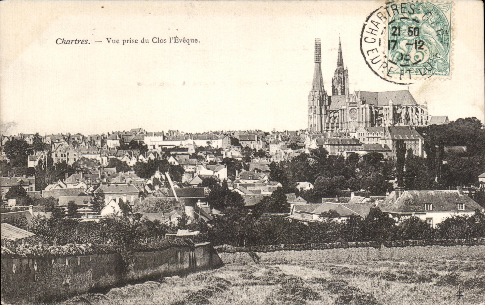 CPA Chartres Vue Prise du Clos L Eveque