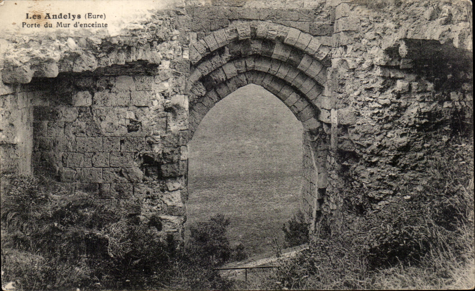 Les Andelys (Eure) — Porte du Mur d'enceinte — Photo André Veron