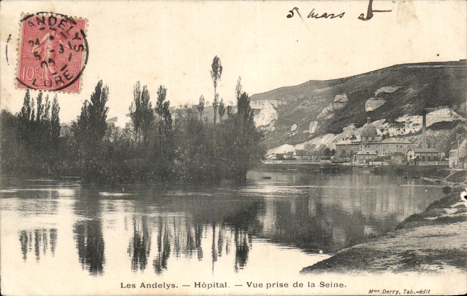 CPA Les Andelys Hopital Vue Prise de la Seine