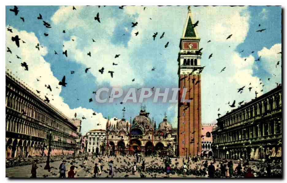 CPA Venezia Piazza A MArco Piccionta Piazza of St Mark and hight